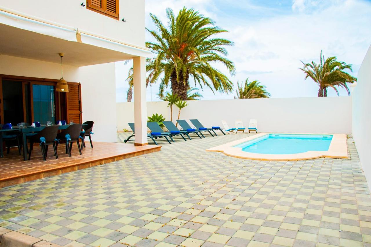 Luxury Anabel Villa กอสตา เตกีสเซ ภายนอก รูปภาพ