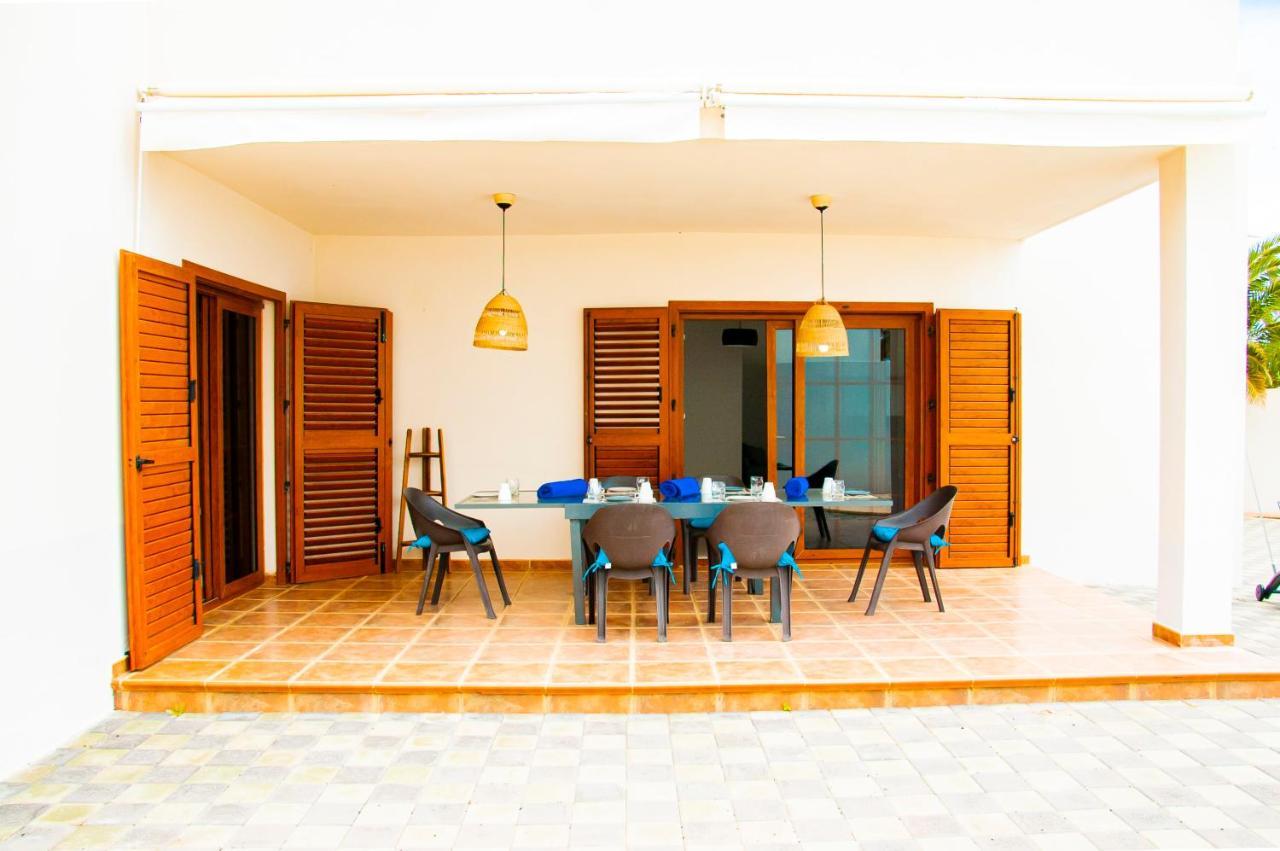 Luxury Anabel Villa กอสตา เตกีสเซ ภายนอก รูปภาพ